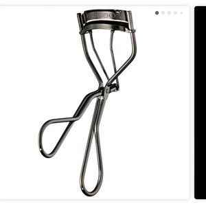 Shiseido Eyelash Curler